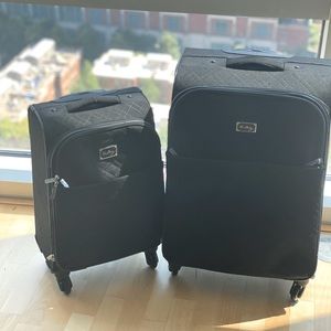 Vera Bradley Luggage Set